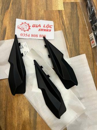 ỐP GÓC KÍNH CHẮN GIÓ VINFAST VF5 CHÍNH HÃNG