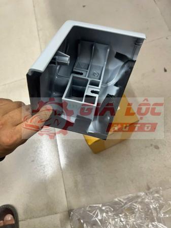 ỐP ĐẦU BẬC SAU PHỤ ISUZU DMAX 2020 CHÍNH HÃNG
