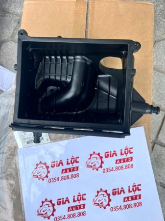NỬA HỘP LỌC GIÓ ĐỘNG CƠ VINFAST FADIL 95370178 XỊN CHÍNH HIỆU
