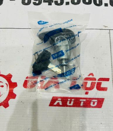 PHỤ TÙNG HYUNDAI GIÁ RẺ Ổ KHOÁ CỐP SAU HYUNDAI COUNTY