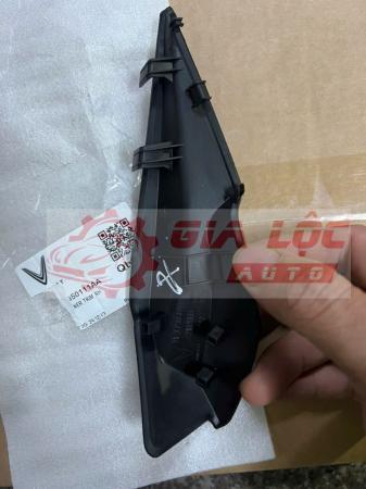 ỐP GÓC CHÂN KÍNH CHẮN GIÓ VINFAST VF5 BÊN PHỤ CHÍNH HÃNG