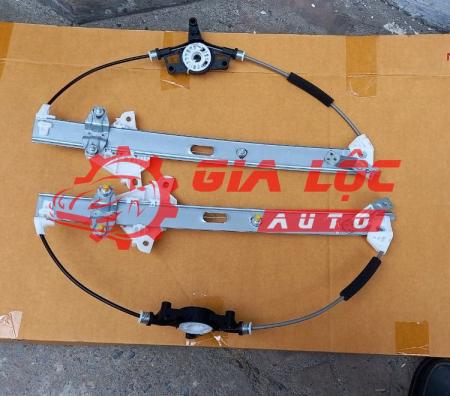 COMPA LÊN KÍNH SAU PHẢI MAZDA 3-GHP972590B -Gia Lộc Auto