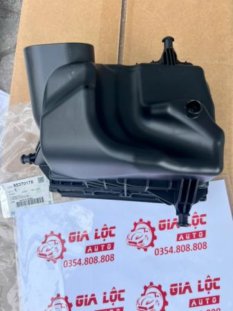 NỬA HỘP LỌC GIÓ ĐỘNG CƠ VINFAST FADIL 95370178 XỊN CHÍNH HIỆU