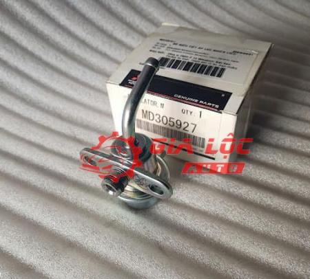 VAN ĐIỀU CHỈNH  ÁP XUẤT NHIÊN LIỆU MITSUBISHI PAJERO V33 V45 MD305927 CHÍNH HÃNG