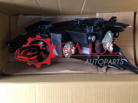 ĐÈN PHA MITSUBISHI GRANDIS 2006 CHÍNH HÃNG- Gia Lộc Autoparts