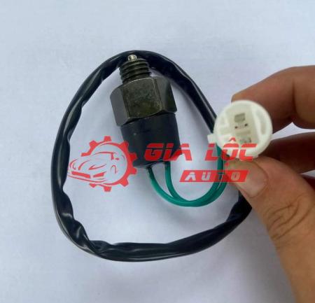 CẢM BIẾN BÁO LÙI HYUNDAI COUNTY 3.5 TẤN GIÁ RẺ UY TÍN 9383045003