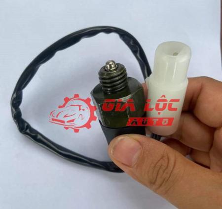 CẢM BIẾN BÁO LÙI HYUNDAI COUNTY 3.5 TẤN GIÁ RẺ UY TÍN 9383045003