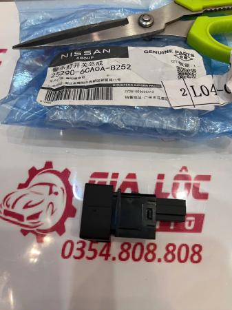 CÔNG TẮC KHẨN CẤP NISSAN AMERRA 252906CA0AB252