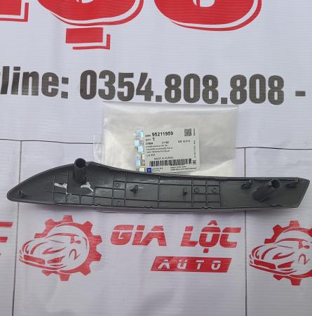 ỐP CANH CỬA TRÊN TAP PI DAEWOO,CHERVOLET 95211959