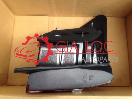 ĐÈN HẬU MIẾNG NGOÀI PHẢI TOYOTA CAMRY 2015-  Gia Lộc Autoparts