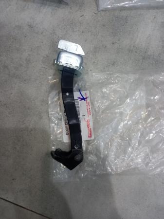 HẠN CHẾ CÁNH CỬA TOYOTA COROLA ALTIS 2001-2007 GIÁ RẺ  686300D020 GIÁ RẺ
