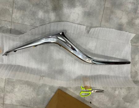 NẸP SI CẢN TRƯỚC PHẢI  MAZDA 2 2023 CHÍNH HÃNG