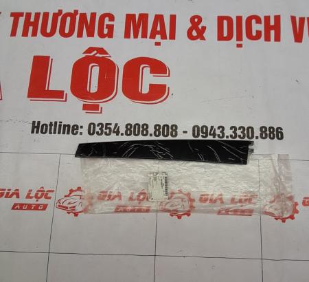 NẸP KHUNG CÁNH CỬA  DAEWOO LEGANZA 96304727