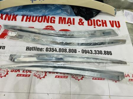 VÈ CHE MƯA MẠ KIA RIO GIÁ TỐT