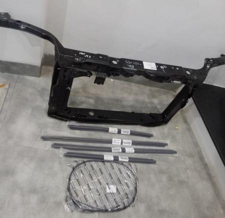 XƯƠNG ĐỠ KÉT NƯỚC TOYOTA VIOS 2003-2006 GIÁ RẺ