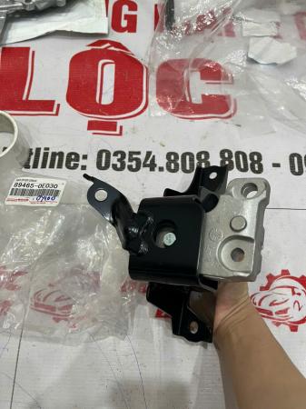 CHÂN MÁY TOYOTA VIOS 2014-2017 894650E030 GIÁ RẺ