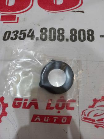 CAO SU ĐỆM DƯỚI GIẢM XÓC SAU XPANDER CHÍNH HÃNG 4140A490
