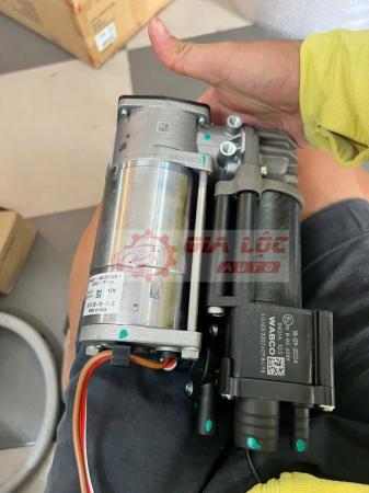 BƠM NÂNG GẦM VINFAST LUX SA LUX A XỊN CHÍNH HIỆU