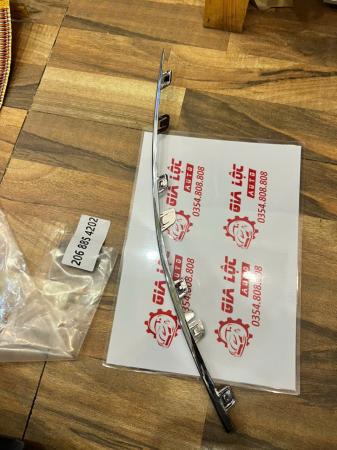 NẸP TRƯỚC CẢN BÊN PHẢI MERCDESBEN C300 2022 XỊN CHÍNH HIỆU