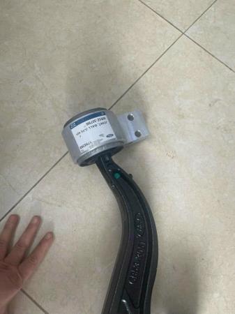 CÀNG A FORD EXPLORER 2016 2017 2018 2019 BB5Z3079B CHÍNH HÃNG