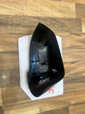 ỐP GÁO GƯƠNG VF8 CHÍNH HÃNG