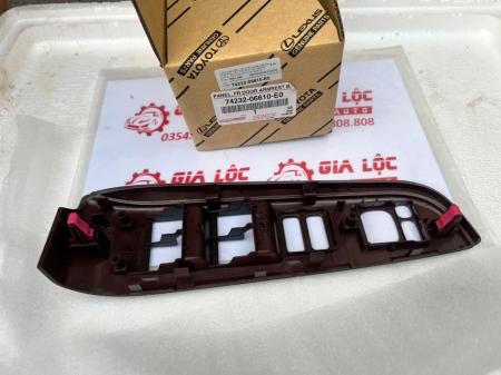 ỐP CÔNG TẮC TRƯỚC LÁI TOYOTA CAMRY 7423206610E0 CHÍNH HÃNG