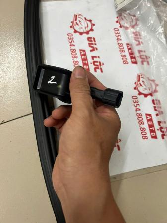 RON CỬA LÙA CHỐNG KẸT BÊN PHỤ KIA CANIVAIL 2022 XỊN