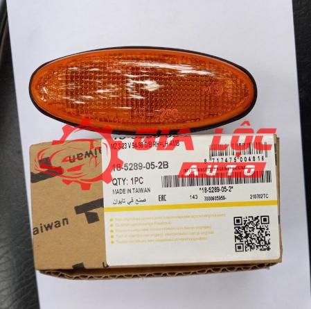 XI NHAN TAI XE MAZDA 323, FORD LASER 185289052B