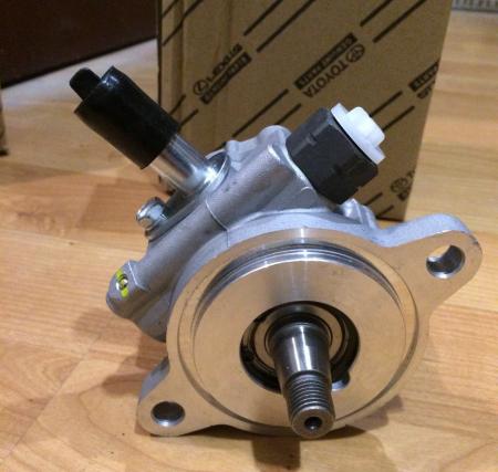 BƠM TRỢ LỰC TOYOTA LAND CRUISER 4432060370 CHÍNH HÃNG GIÁ RẺ