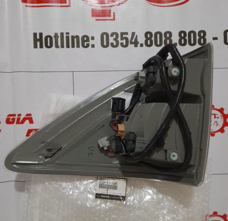 ĐÈN HẬU NGOÀI TRÁI BT50 2012-2015 UC2H-51-160A CHÍNH HÃNG