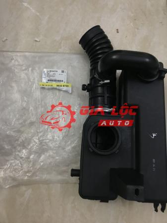 HỘP GIÓ THỨ CẤP DAEWOO MAGNUS 96328723 CHÍNH HÃNG