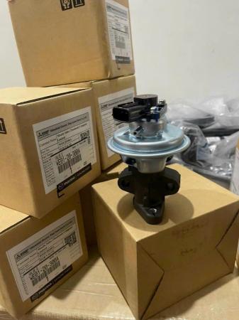 VAN TUẦN HOÀN KHÍ THẢI FORD RANGER EVEREST WE0120300A 2007 2008 2009 2010 2011 2012 2013 2014