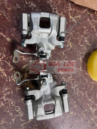 ĐÈN HẬU MAZDA BT50 GIÁ RẺ