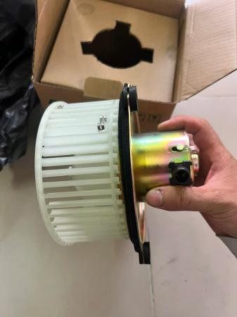 QUẠT GIÀN LẠNH MÁY XÚC MÁY ĐÀO HITACHI