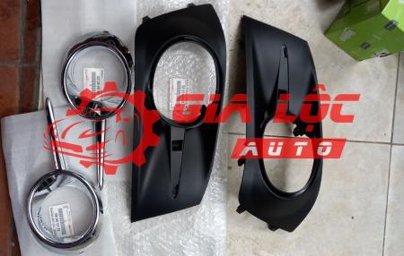 ỐP ĐÈN GẦY BA ĐỜ XỐC TOYOTA FORTUNER 2015 521270K400