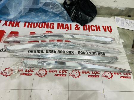 VÈ CHE MƯA MẠ KIA RIO GIÁ TỐT